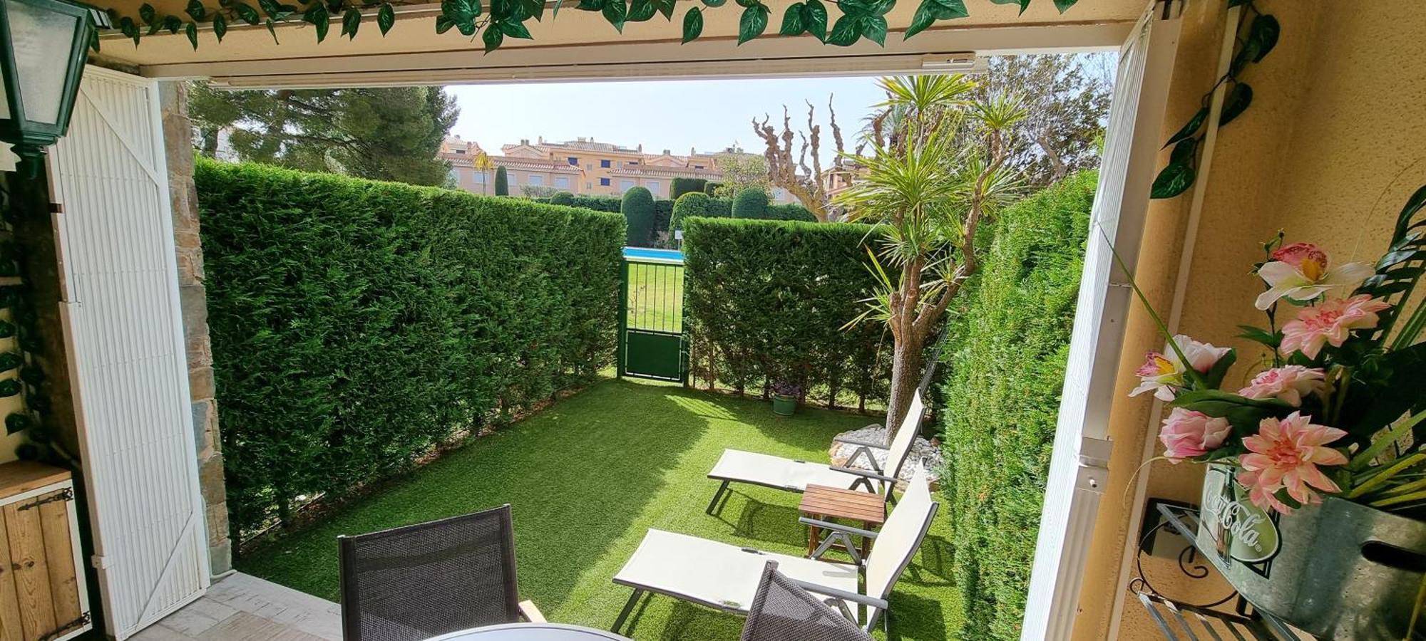 Vidabrava Sagaro Garden, Jardin Privado, Piscina, 150 M Playa Apartment С'Агаро Екстериор снимка