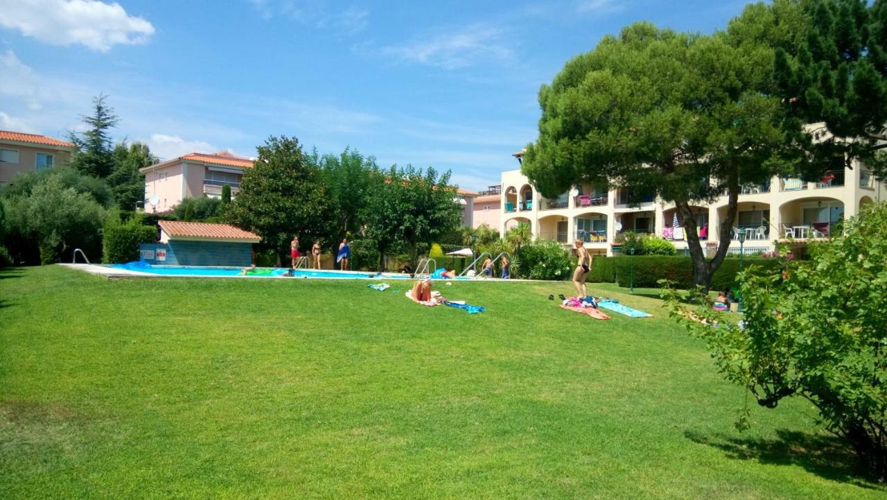 Sagaro Garden, Jardin Privado, Piscina, 150 M Playa Apartment С'Агаро Екстериор снимка